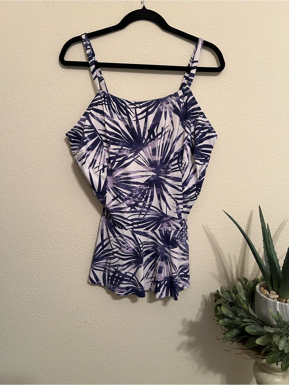 Ocean Avenue Swimwear Palm Print Women's Tankini Navy and White
